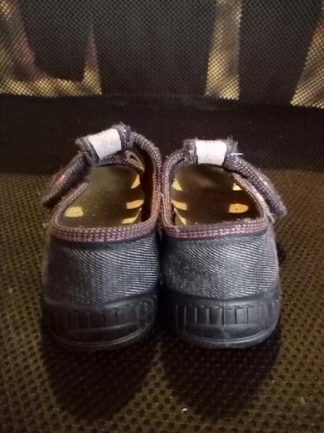 Chlapcké kvalitní papuče, 25