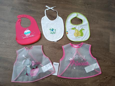 5x dětské bryndáky, 