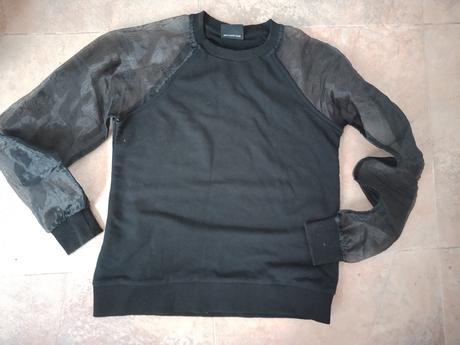 Top s průhlednými rukavy, s