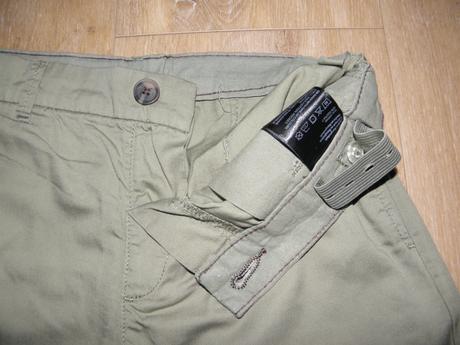 Chlapecké plátěné khaki kraťasy zn. h&m vel.140, h&m,140
