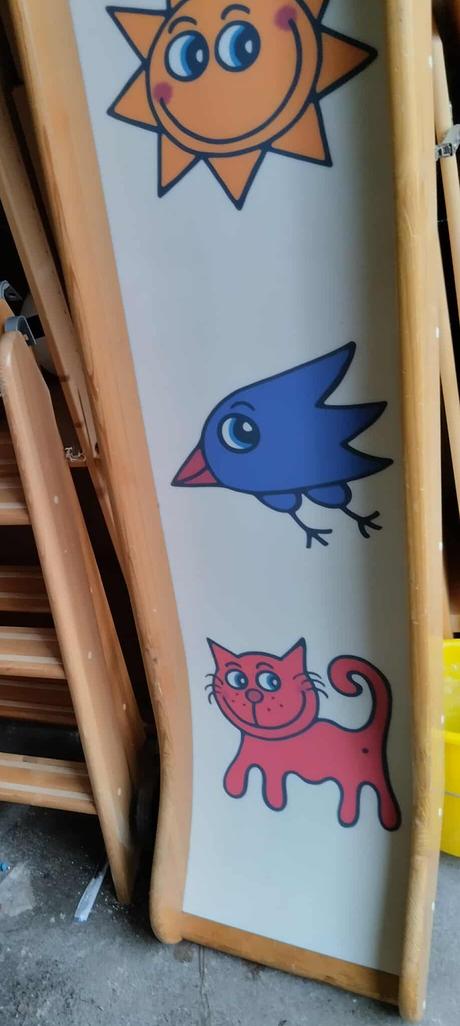 Skluzavka domino domestav, 