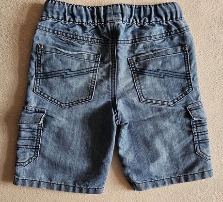 4x chlapecké kraťasy (jedny plavkové), vel.110-116, 110