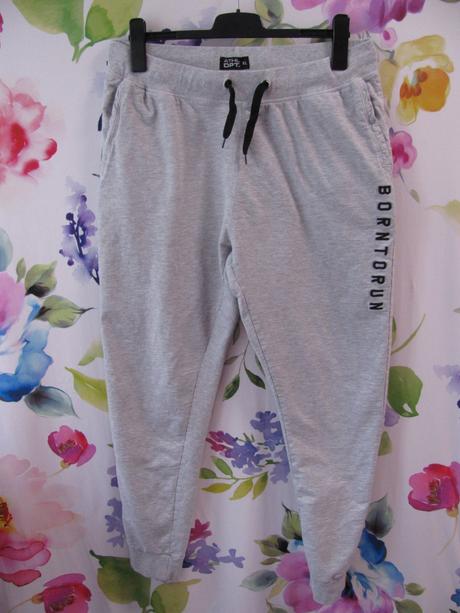 Světle šedé jogger tepláky, xl