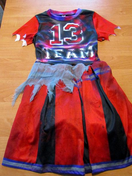 Karnevalový kostým -halow scream vel 146-152,