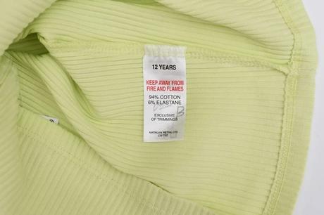 Tílko vel. 12 let, matalan,152