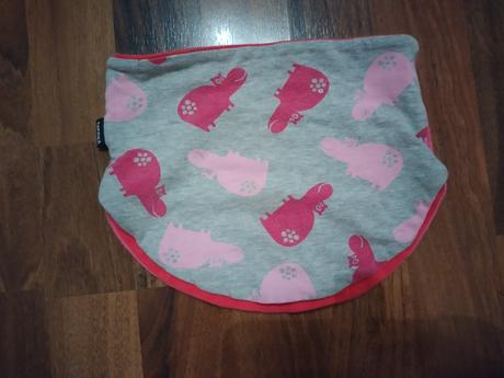 Nákrčník ťapinka, 110