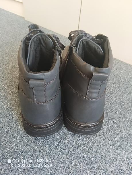 Boty zimní zn."cabin" vel "44", 44