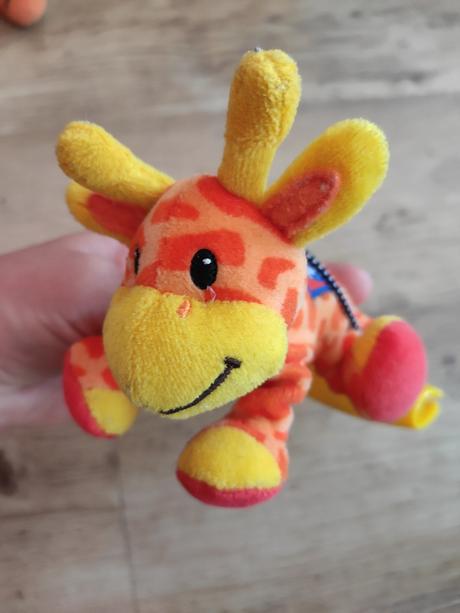 Plyšáci - dinosauři, ufon, tygřík, kuželka, žirafa,