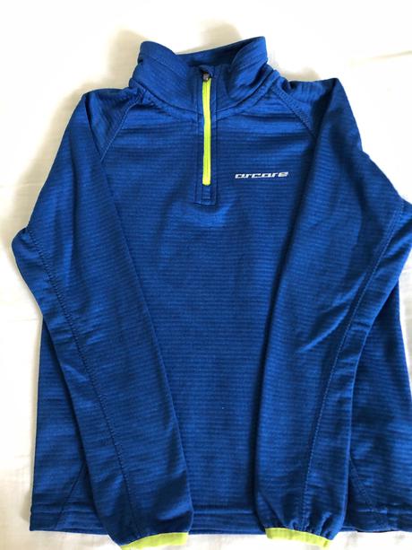 Sportovni mikina, 128