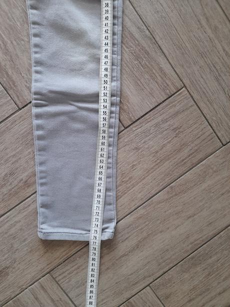 Šedé rifle zn. hm, vel. 134, h&m,134