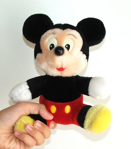 A19 plyšák mickey mouse,