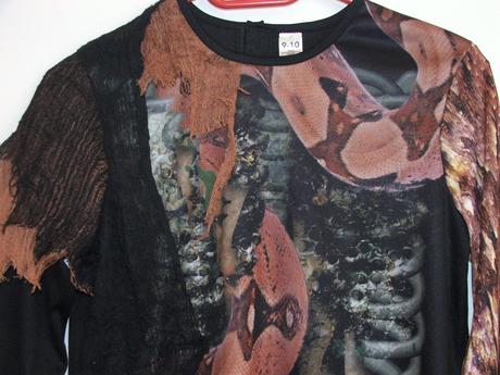 R14 kostým triko had vel. 9-10 let, 