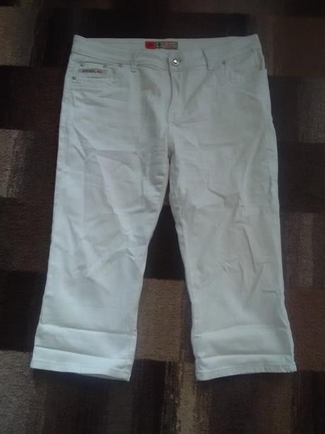 Džínové 3/4 kalhoty, 32