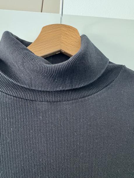 Černý rolák vel.xs / 34, xs