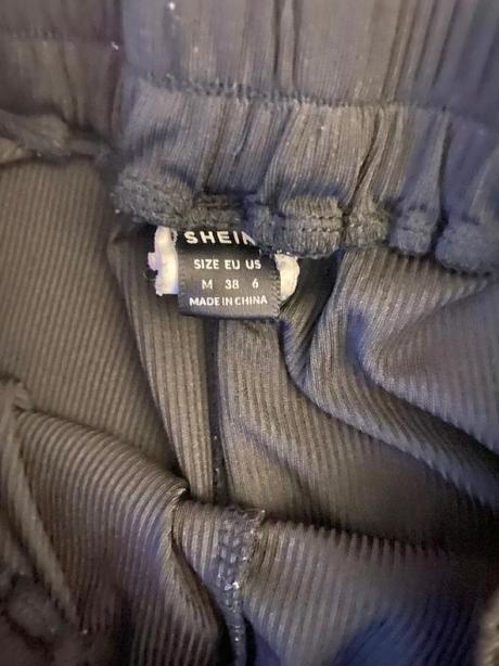 Krásné šortky shein velikost 38/m, 38