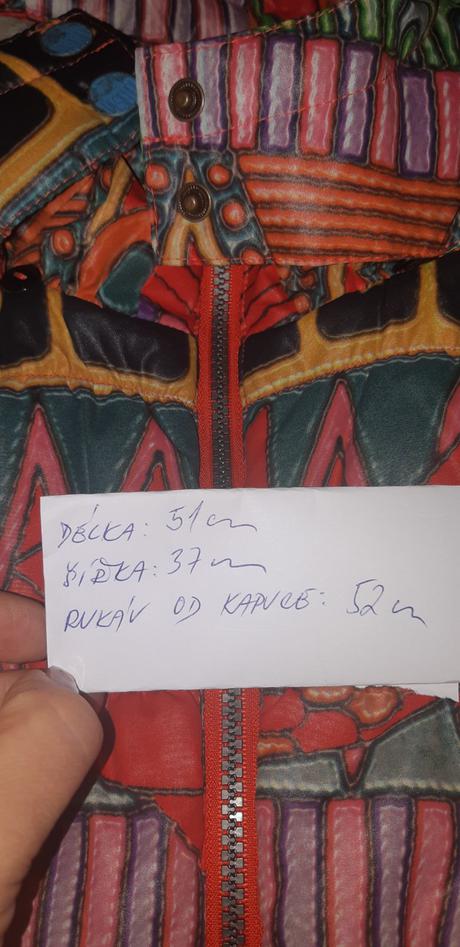 Zimní bunda zn.desiqual vel. 128, desigual,128