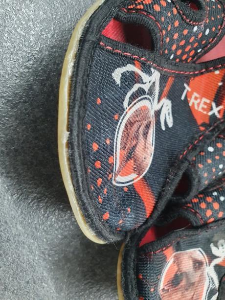 Barefoot bačkory ef t-rex, 33