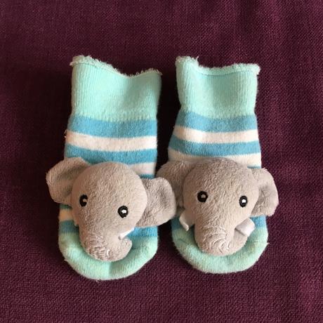 Chrastící ponožtičky na hraní - sloni,
