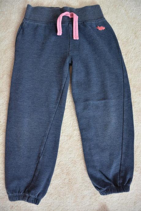 Nextové tepláky 4-5 let - už jen troje, next,110