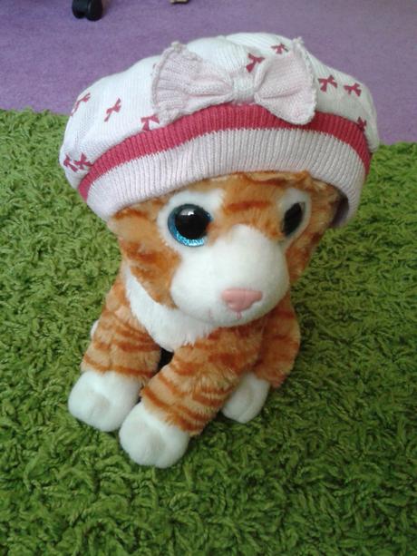 Teplý baret zn.debenhams,vel.86, debenhams,86