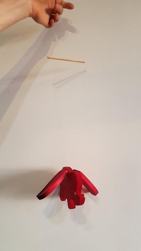 Dřevěný slon závěsný,