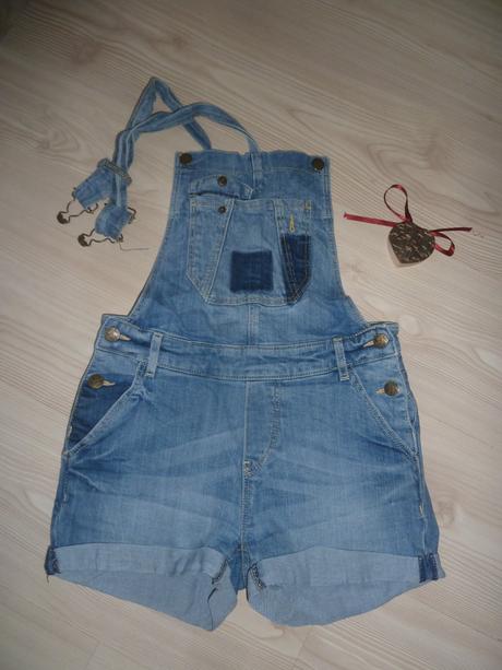 Lacláčové kraťasy, lindex,146