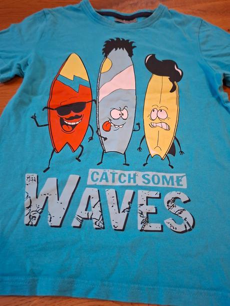 Vrchní díl pyžamka č.134/140, 134