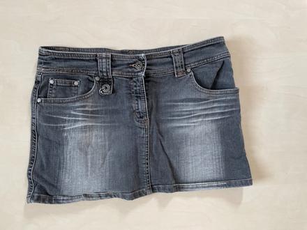 Šedá šisovaná džínová minisukně s kruhy, vel s, r, s