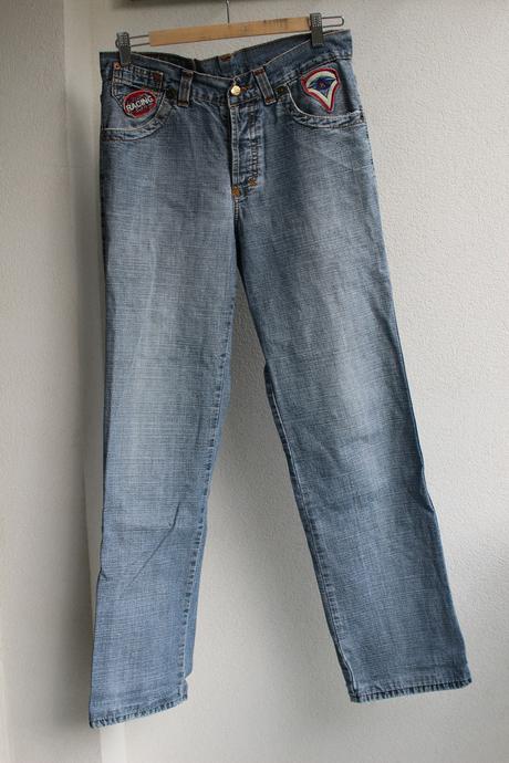 Džíny, 38