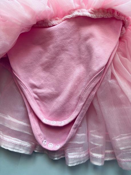 An22/ dres baletní - v.cca 2/3 roky, 98