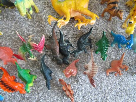 Dinosauři-velká sada 49 ks,veliké 5 až 38 cm,