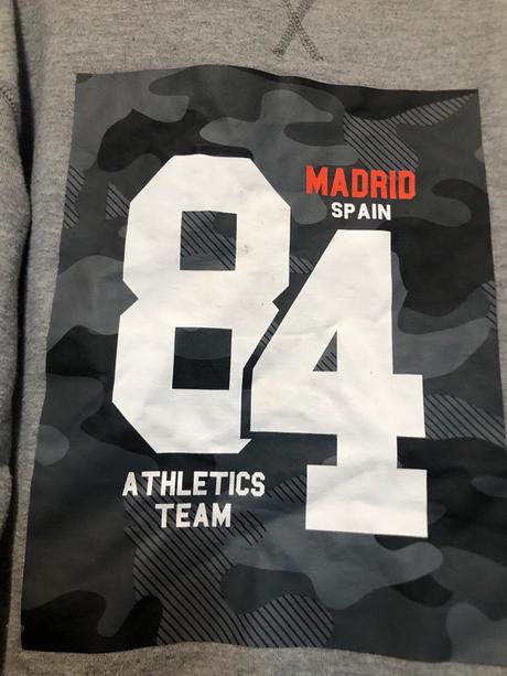 Šedá mikina s kapucí, 140