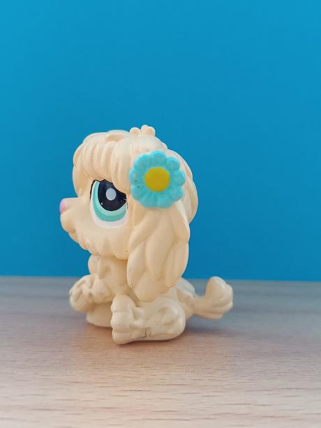 Lps pejsek s kytičkou,