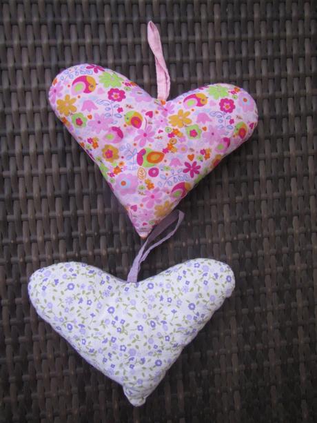 2x mini polštářky srdíčka, 