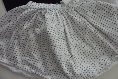 Set tričko + dvě sukně vel. 128/134, 122–134