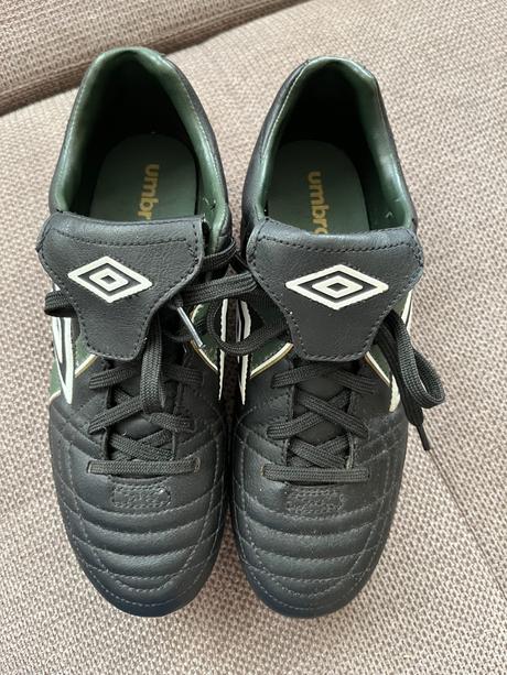 Kopačky umbro speciali, 39