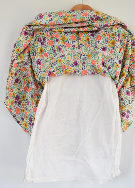 Šaty vel. 12 let, tu,152