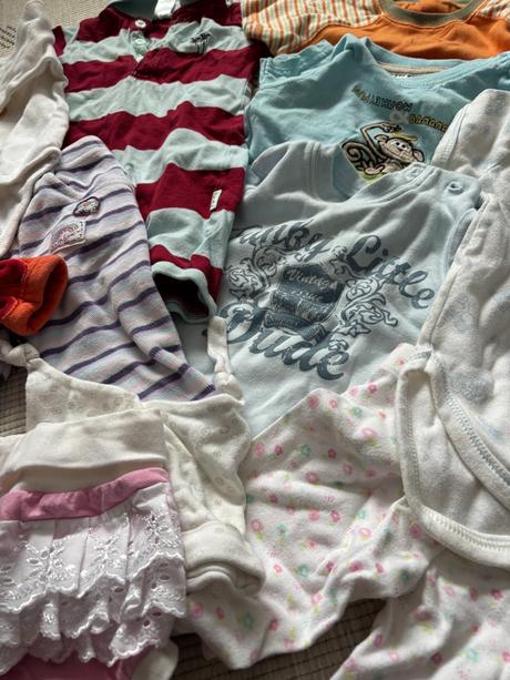 Balíček věcí 0-3 měsíce, 50–62