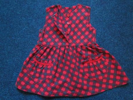 Kostkované šaty, 80