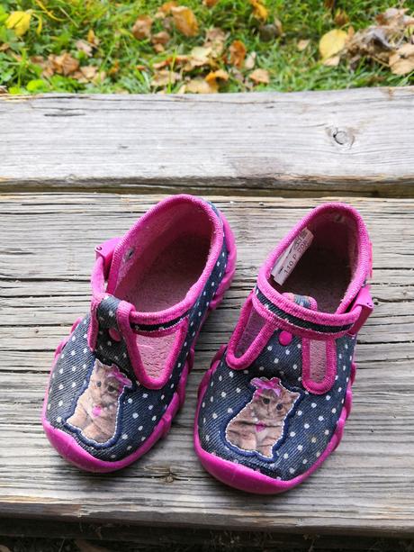 Papučky s kočičkou, 19