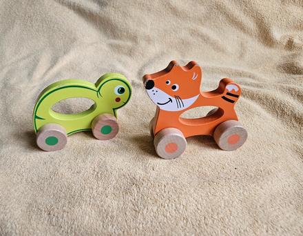 Jouéco liška želva dřevěné jezdící zvířátko do ruk,