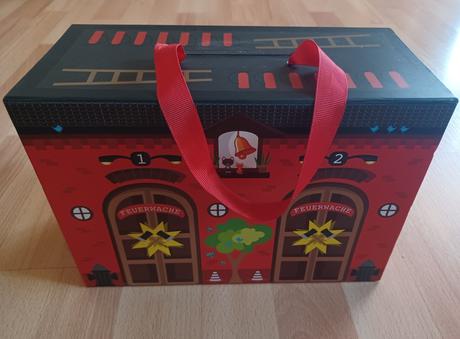 Hasičská stanice papírová,