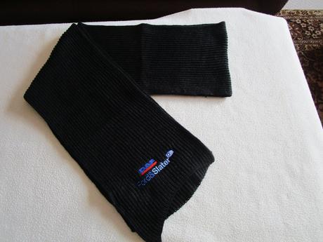 Pěkná pěkná černá pánská šála, příjemný materiál,