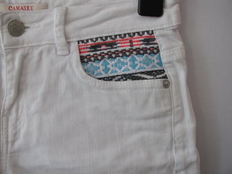 Bílé džínové bavlněné strečové kraťasy, s