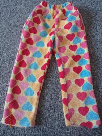 Chundelaté tepláky, 122