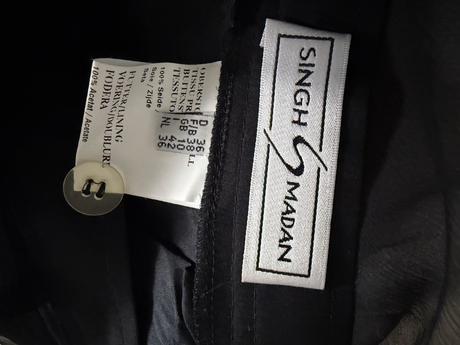 Cerna hedvabna svatecni sukne 36, 36