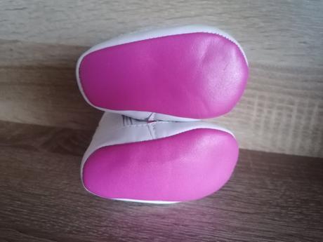 Capáčky - kotníkové tenisky, <17