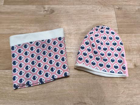 Set čepice a nákrčníku (růžová), 110