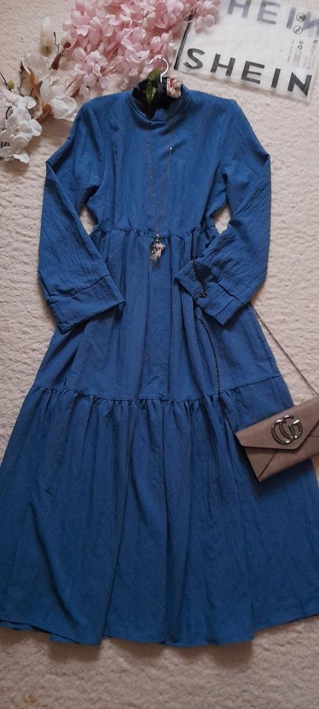 Shein safírové volánové dlouhé šaty, m