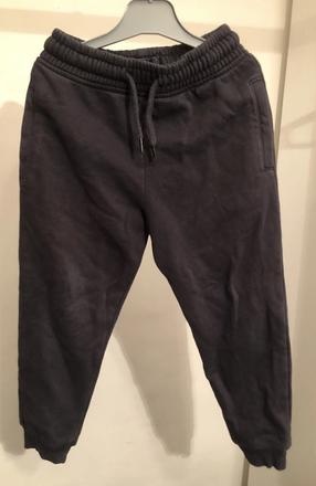 Modré tepláky s kapsami a tkanicí, 110